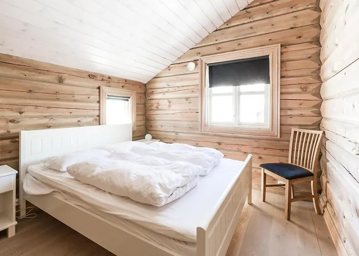 Fjellgrend 3 Bedrooms - 68a Stranda (More og Romsdal)