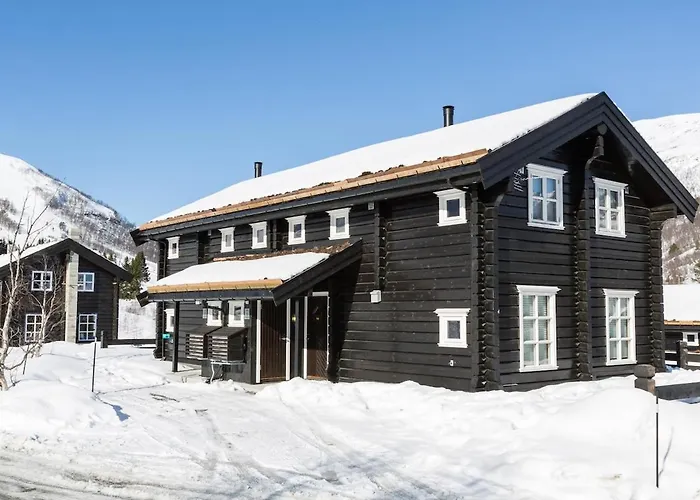 Fjellgrend 3 Bedrooms - 68a * Stranda (More og Romsdal)